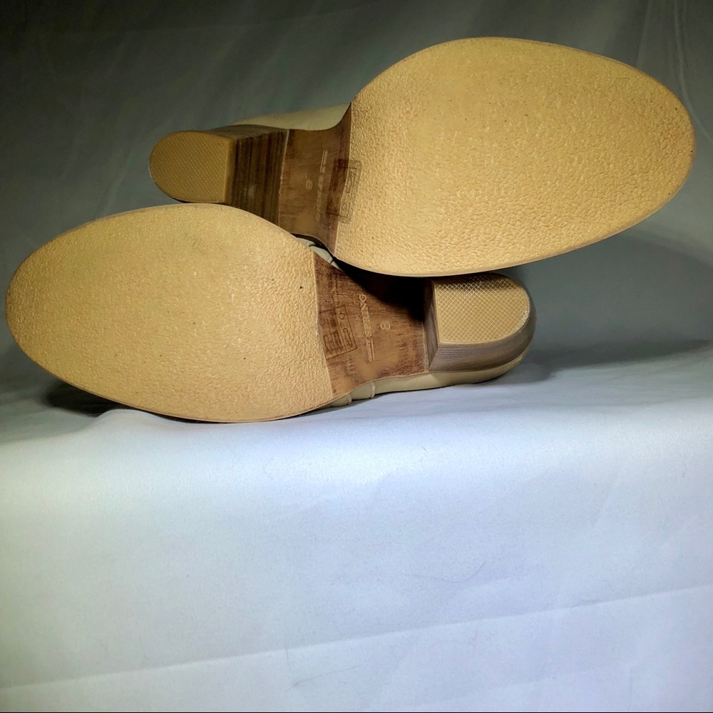 Booties - Picture 6 of 6